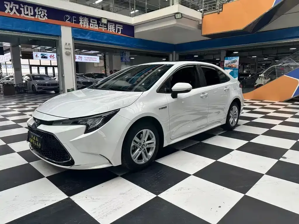 Toyota Levin — фото 1