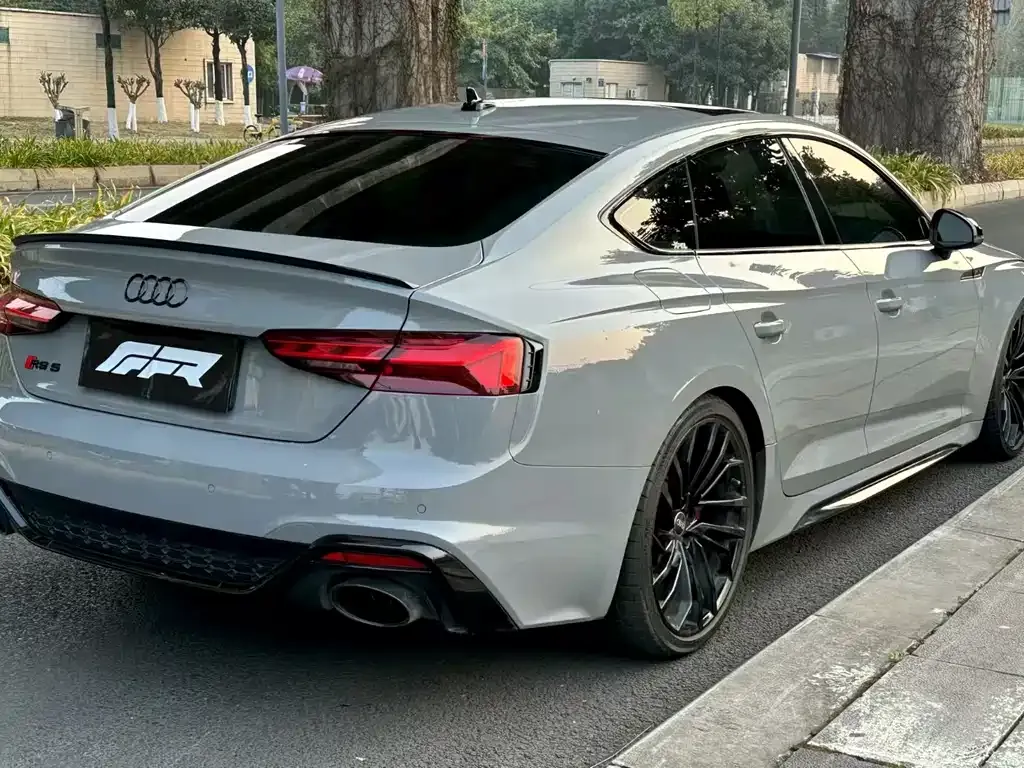 Audi RS 5 — фото 7