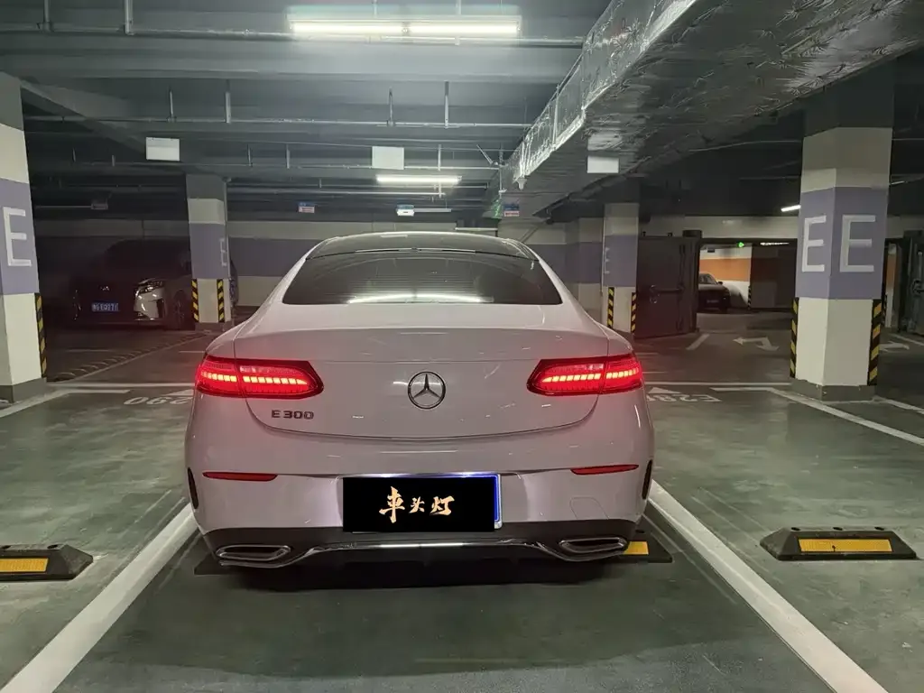 Mercedes-Benz E-Class (Import) — фото 9