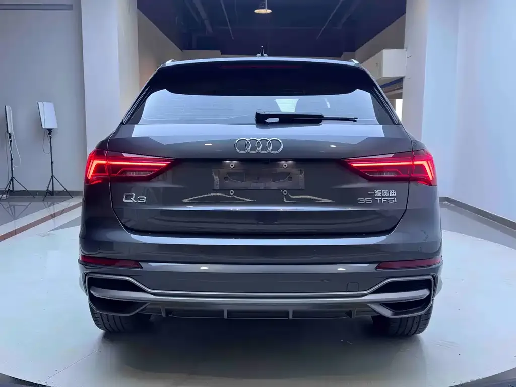 Audi Q3 — фото 3