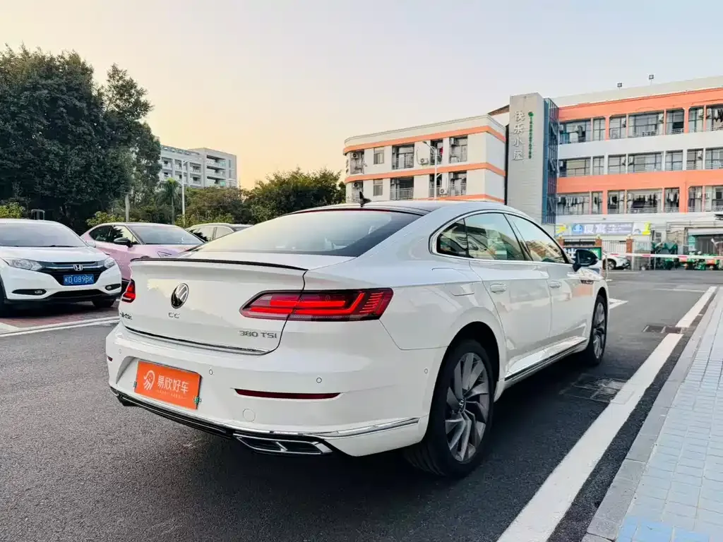 Volkswagen CC — фото 4