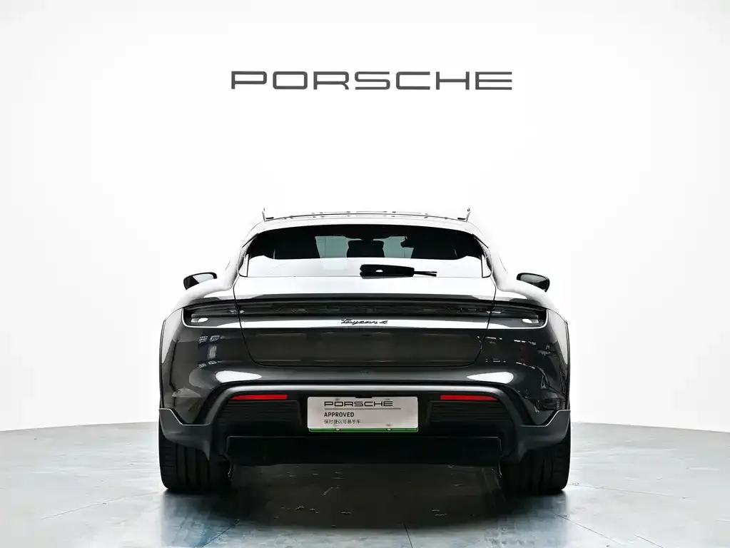 Porsche Taycan — фото 5