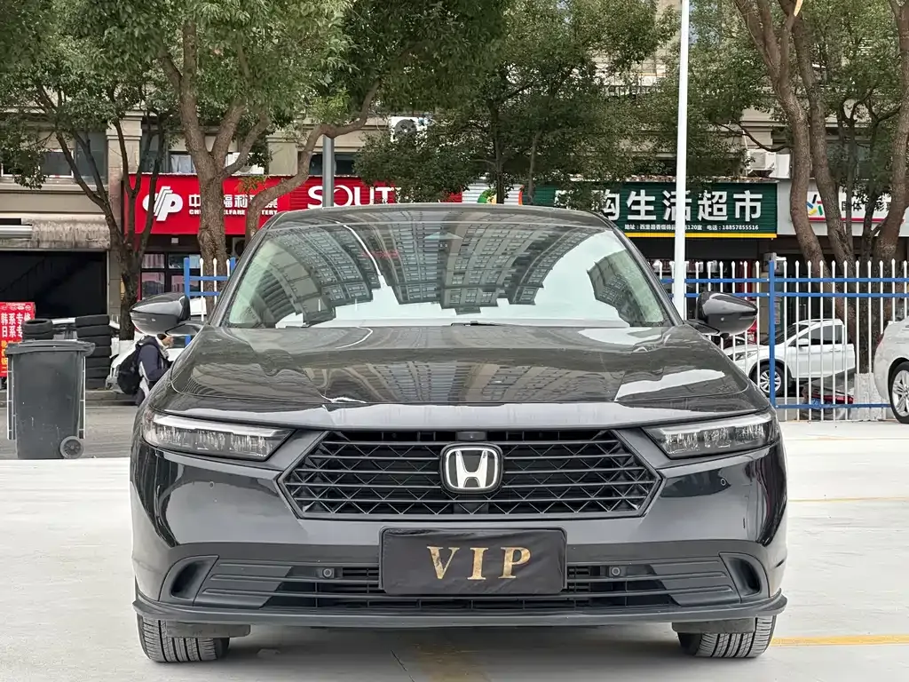 Honda Accord — фото 5
