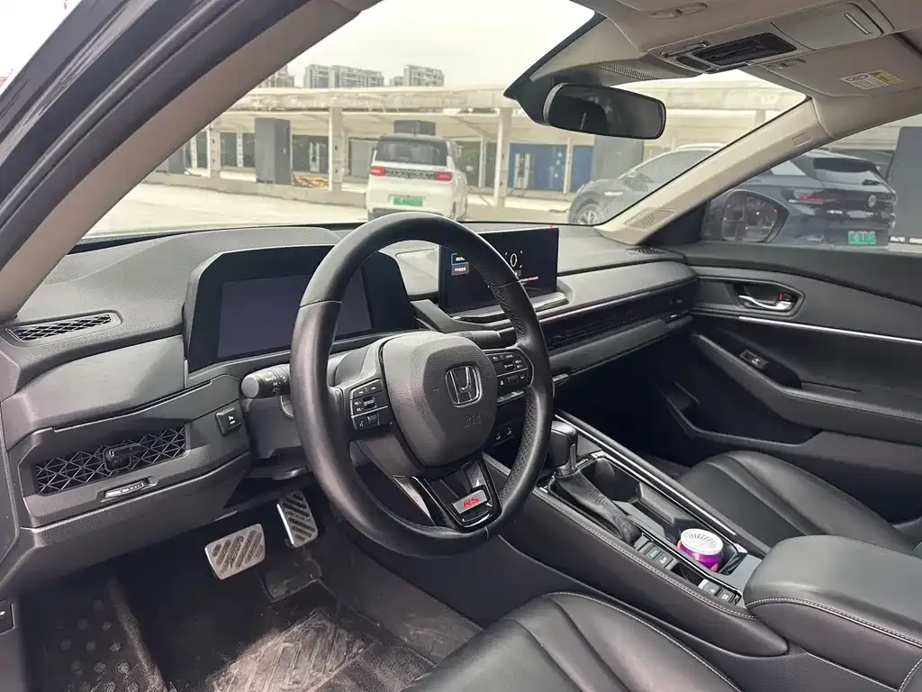 Honda Accord — фото 3