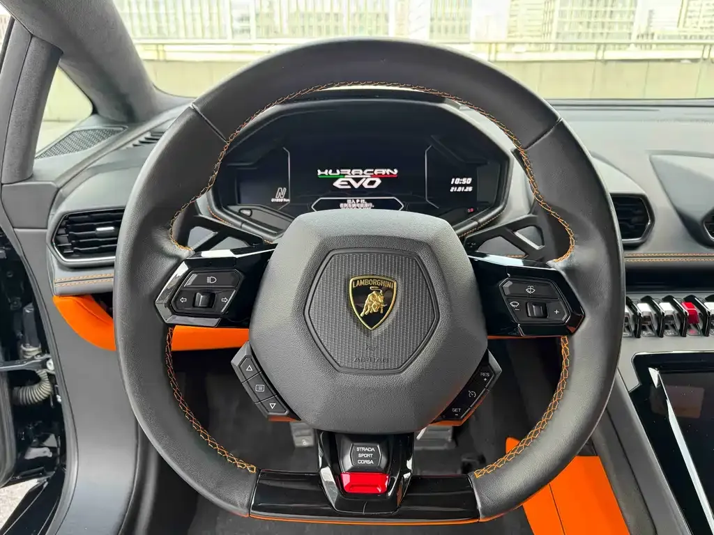 Lamborghini Huracan — фото 9