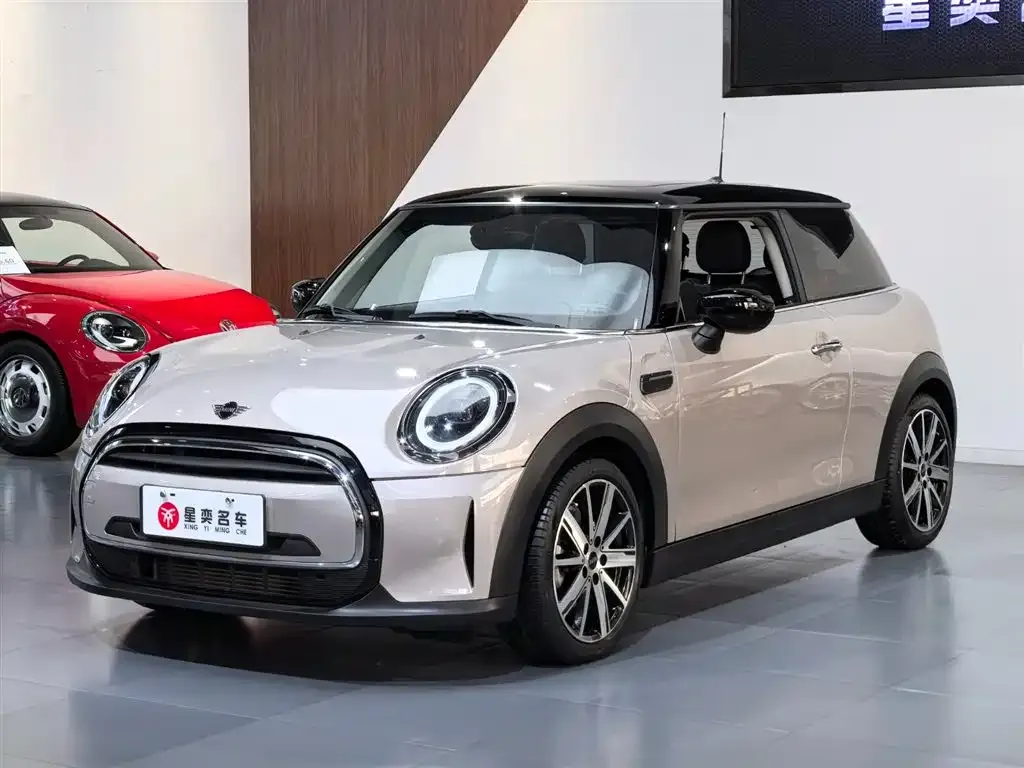 MINI Cooper (3-door) — фото 1