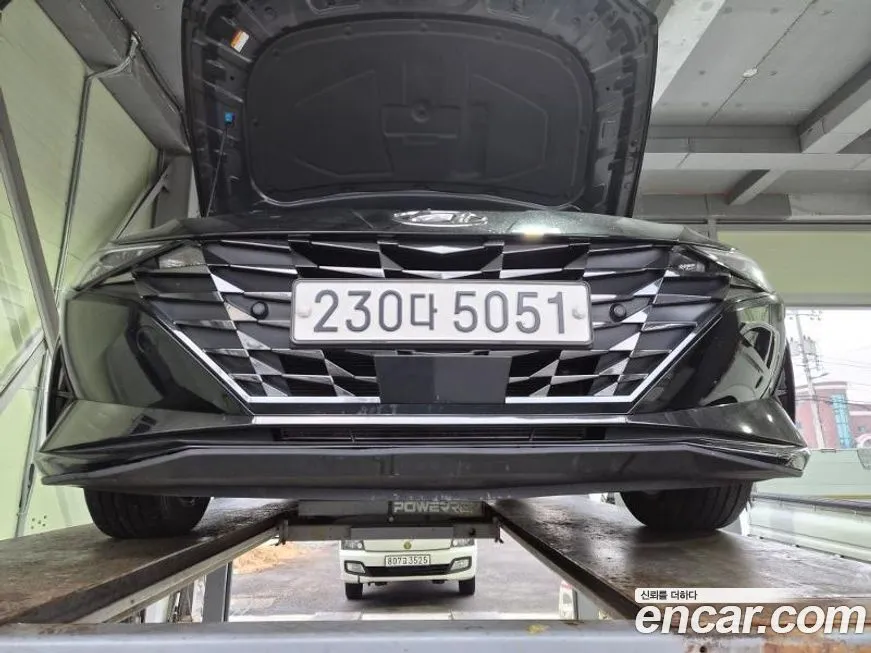 Hyundai AVANTE — фото 1