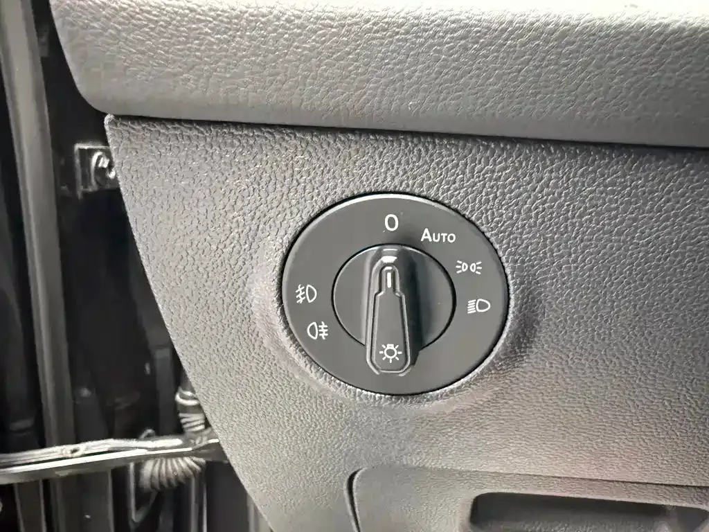 Volkswagen Tharu — фото 10