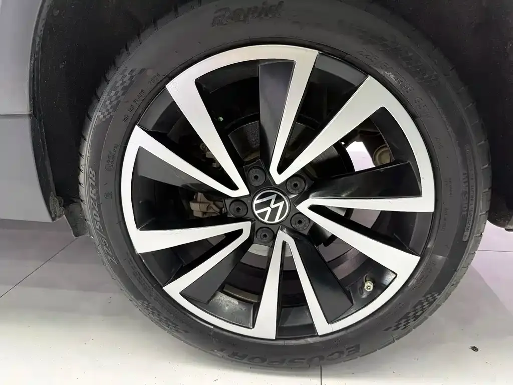 Volkswagen Tharu — фото 8