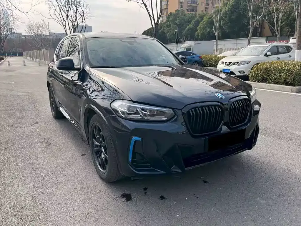 BMW iX3 — фото 9