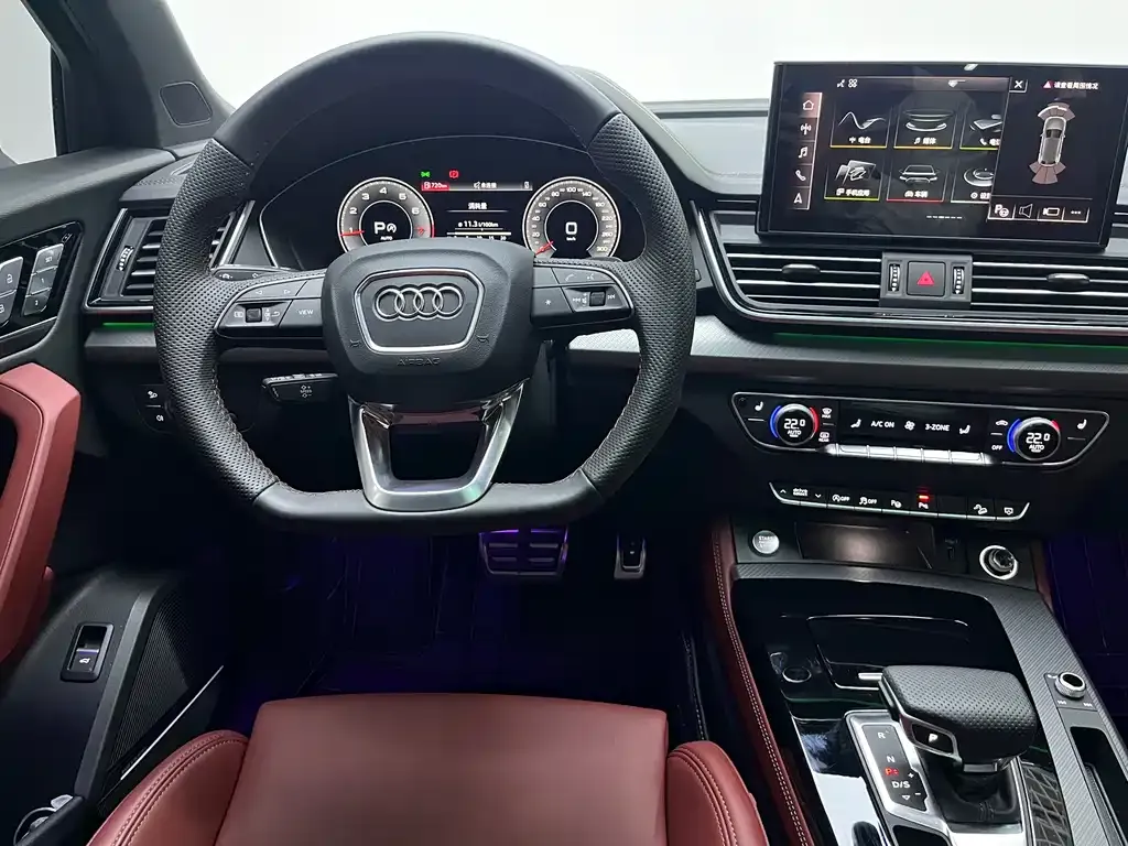 Audi Q5L — фото 8