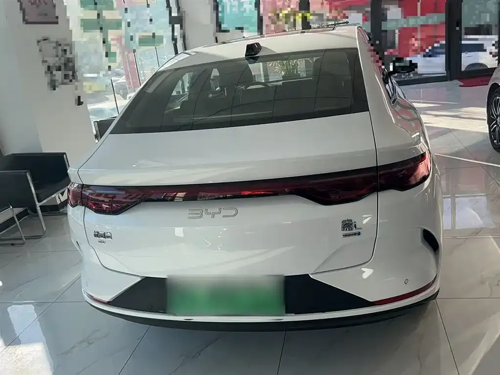BYD Qin L — фото 7
