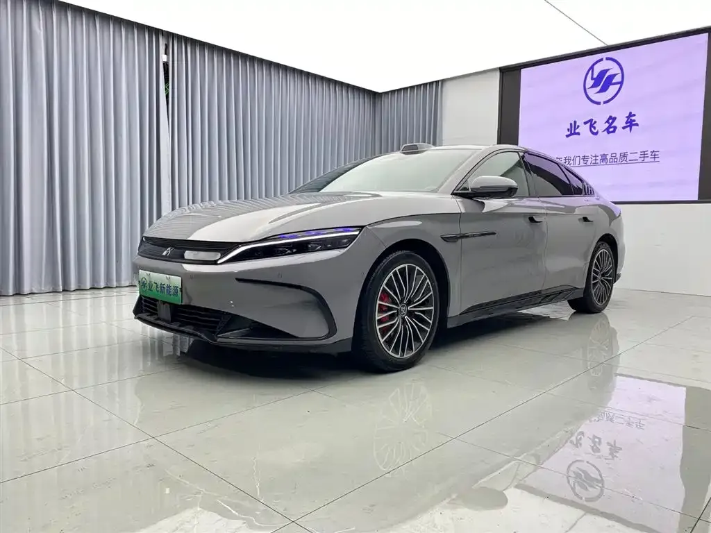 BYD Han — фото 1
