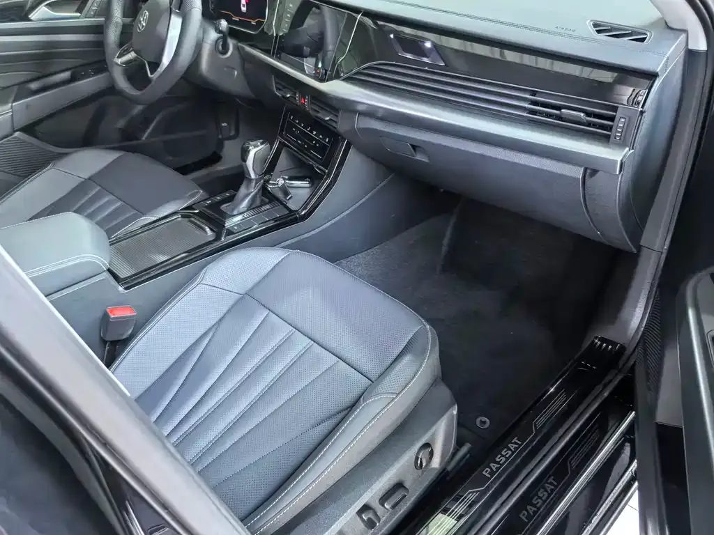 Volkswagen Passat — фото 10