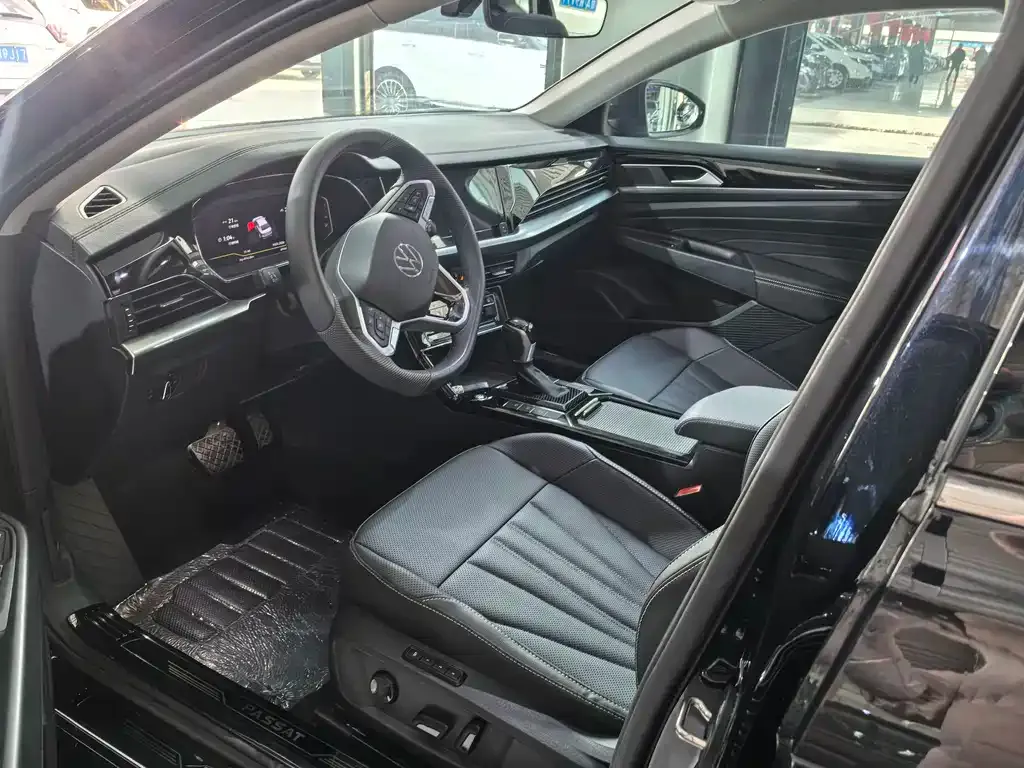 Volkswagen Passat — фото 7