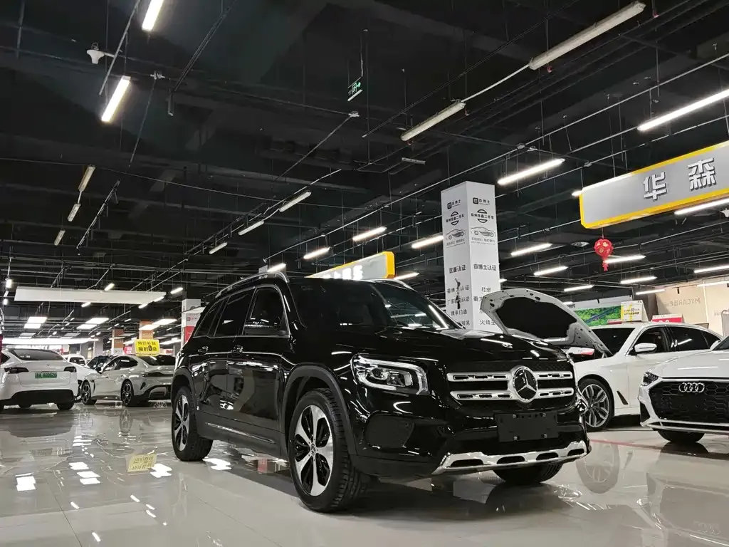 Mercedes-Benz GLB — фото 5