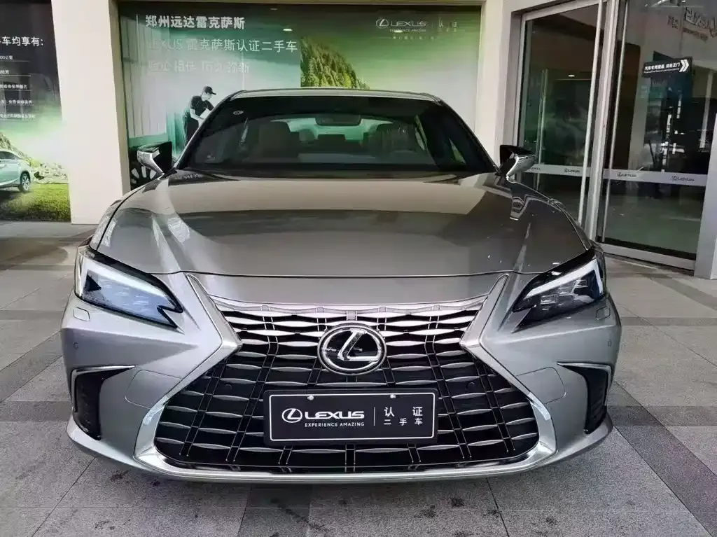 Lexus ES — фото 2