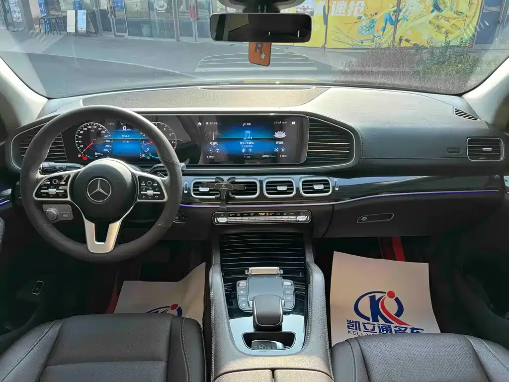 Mercedes-Benz GLE — фото 10