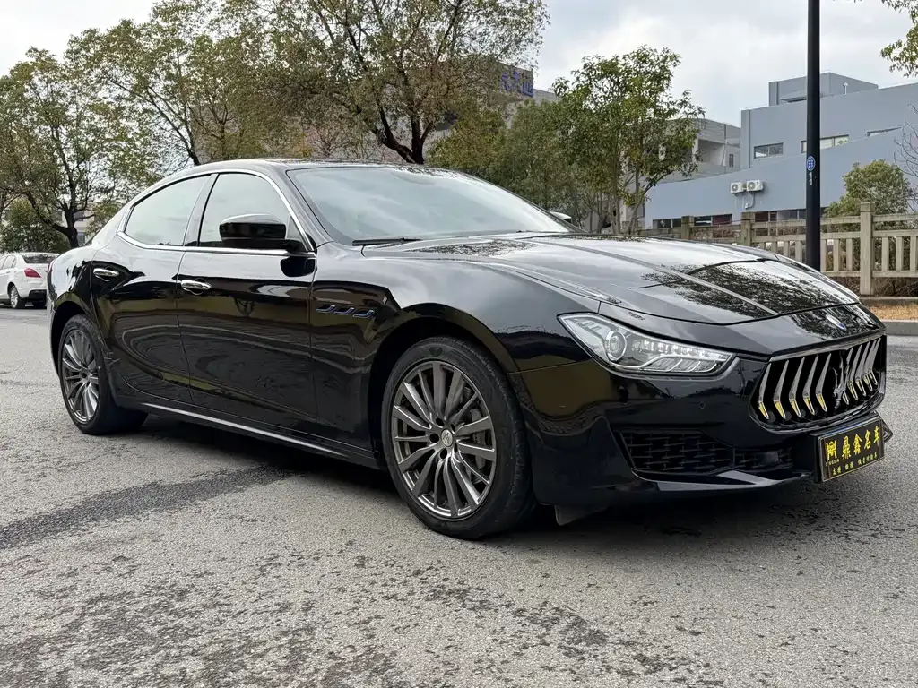 Maserati Ghibli — фото 4