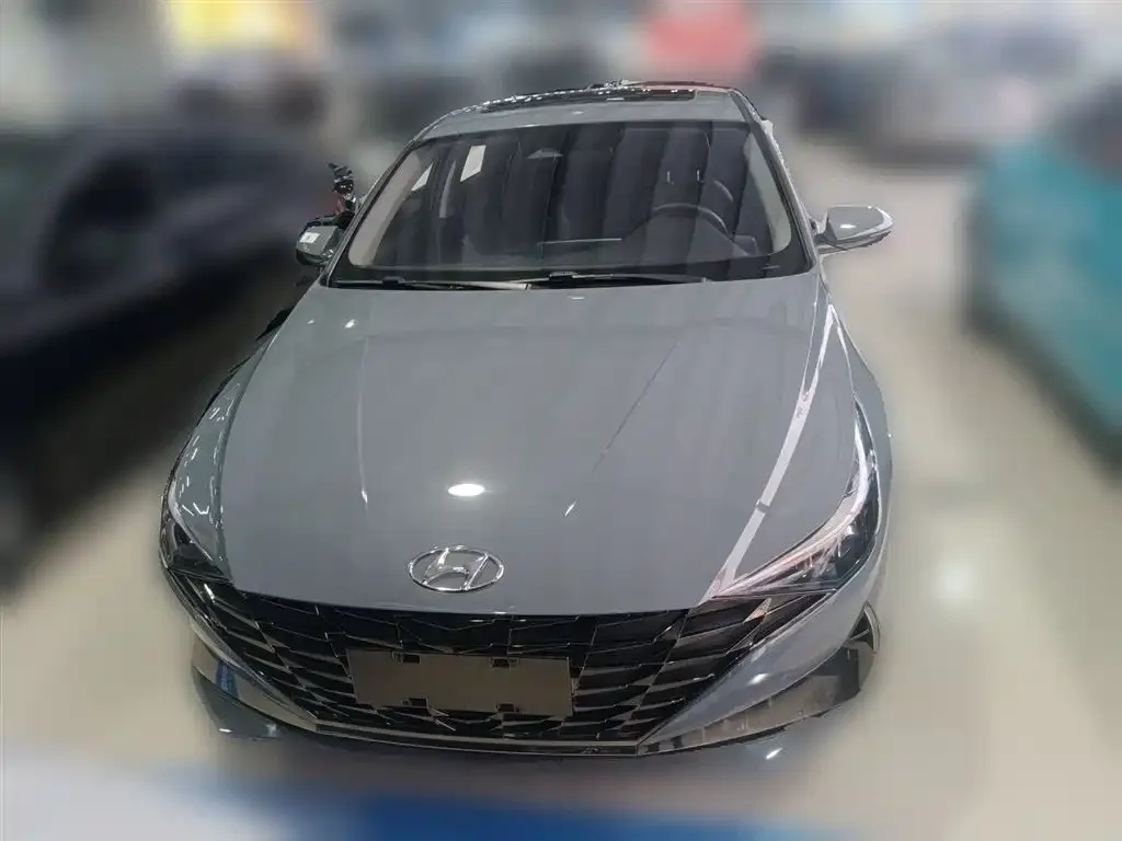 Hyundai Elantra — фото 4