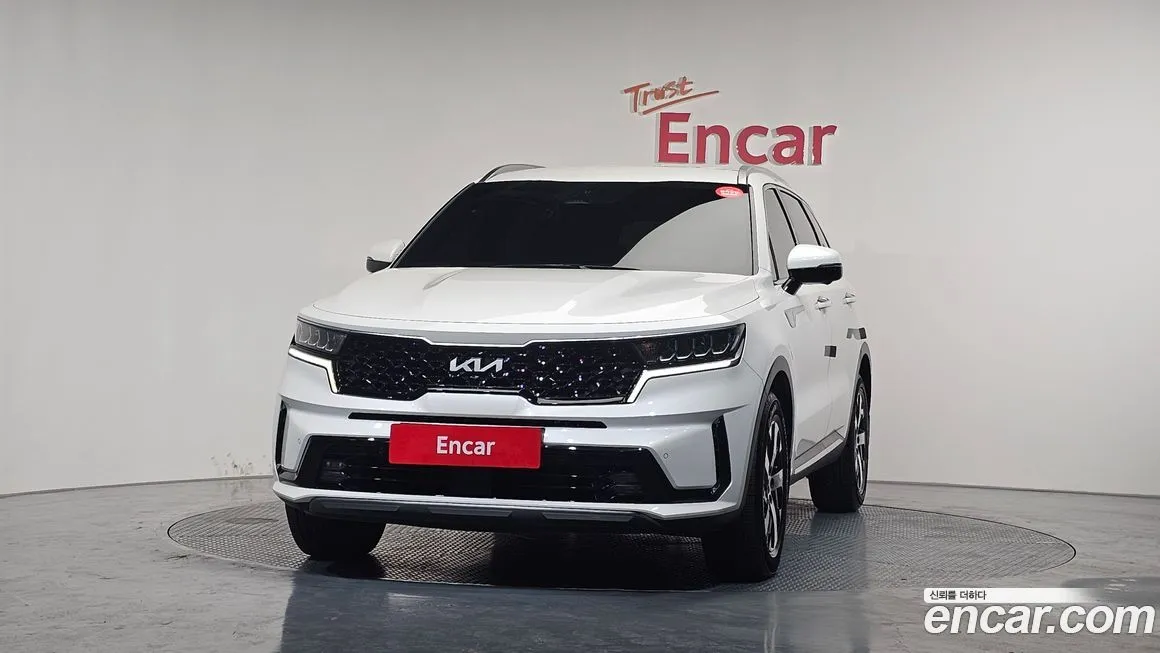 Kia Sorento — фото 8