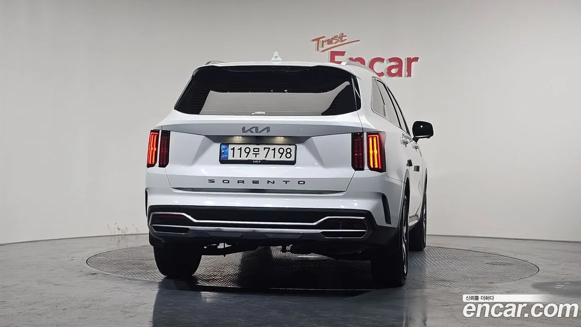 Kia Sorento — фото 3