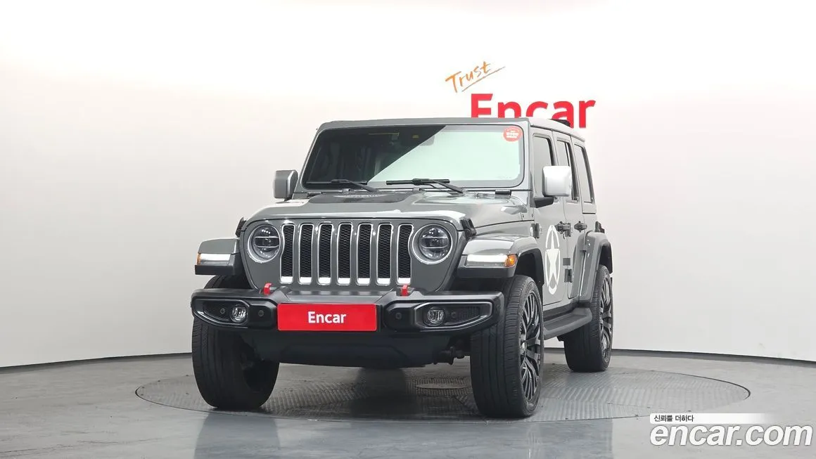 Jeep Wrangler — фото 10