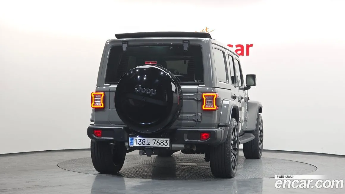 Jeep Wrangler — фото 2