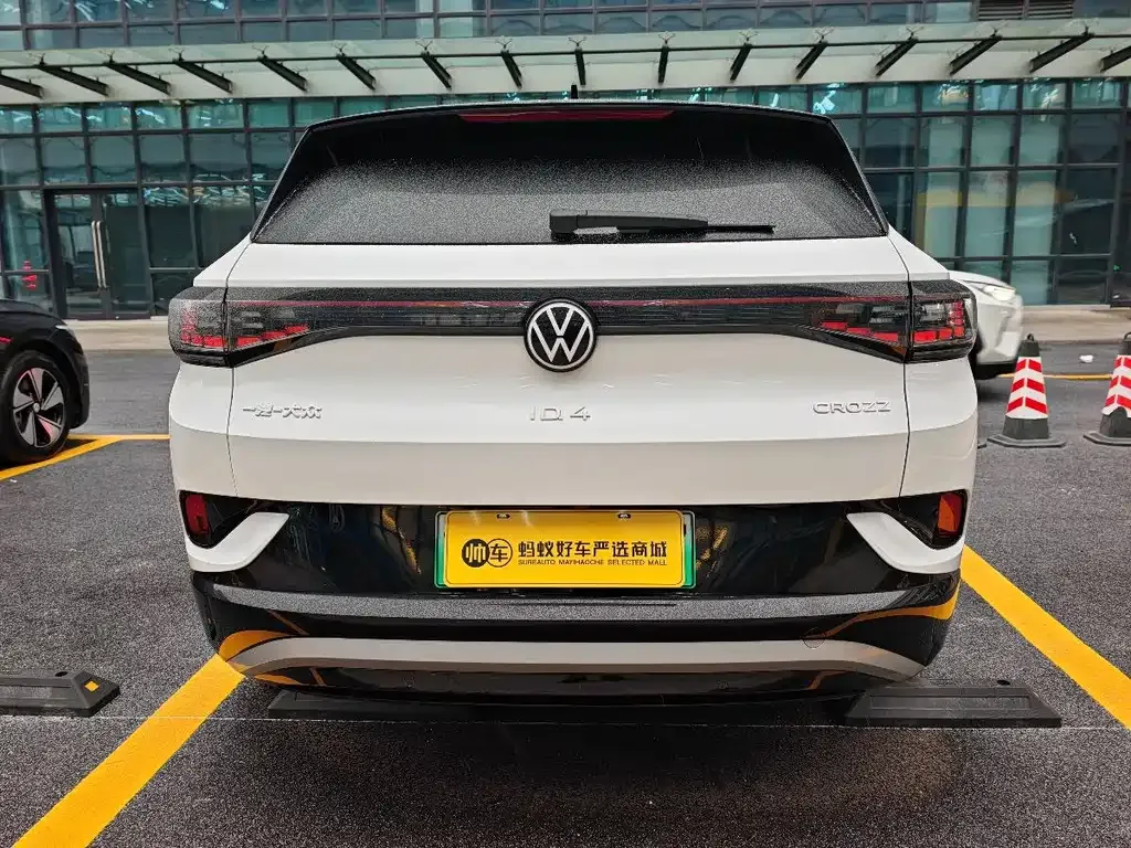 Volkswagen ID.4 Crozz — фото 10