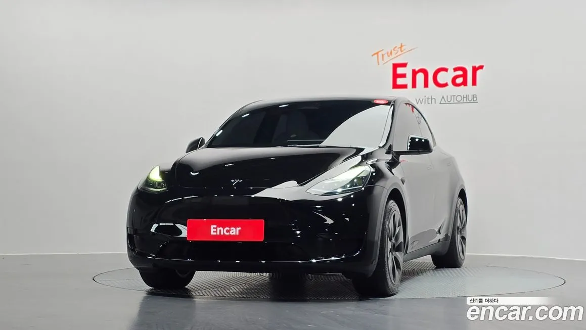 Tesla Model Y — фото 2