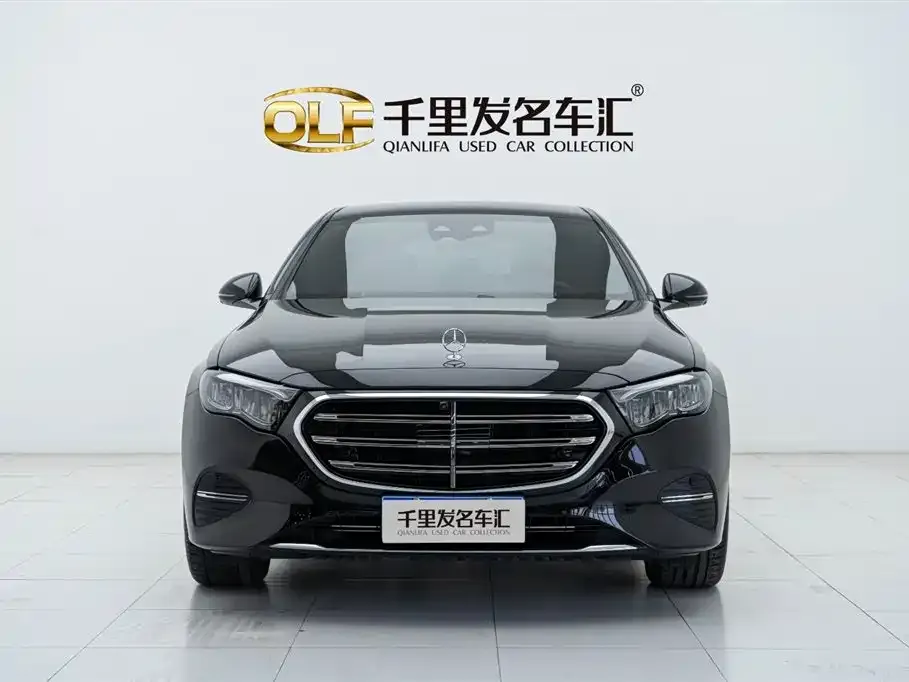 Mercedes-Benz E-Class — фото 1
