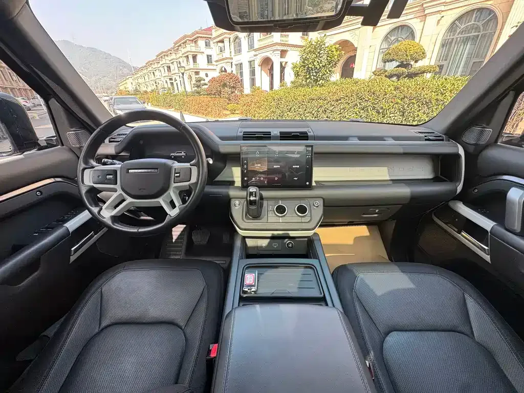 Land Rover Defender — фото 4
