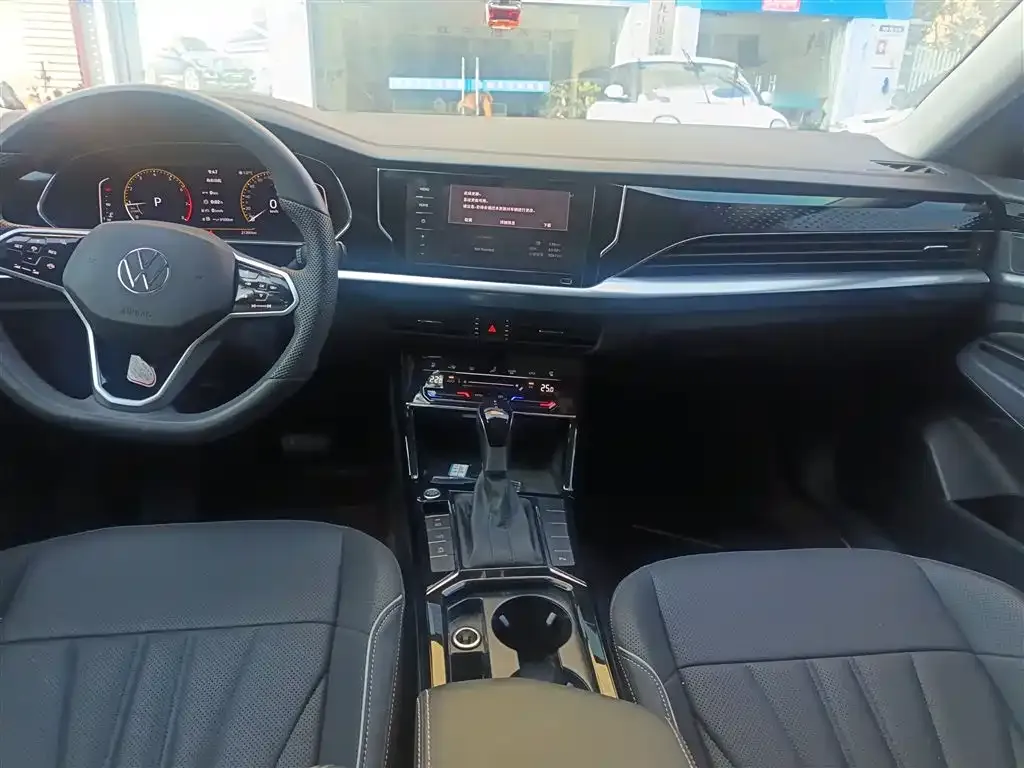 Volkswagen Passat — фото 3
