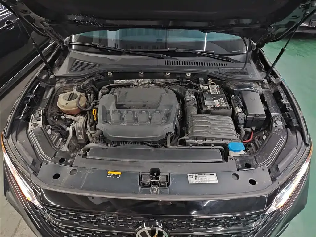 Volkswagen Passat — фото 8