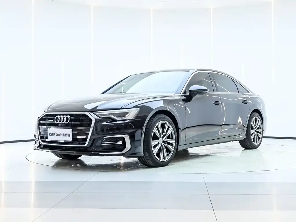 Audi A6L — фото 1