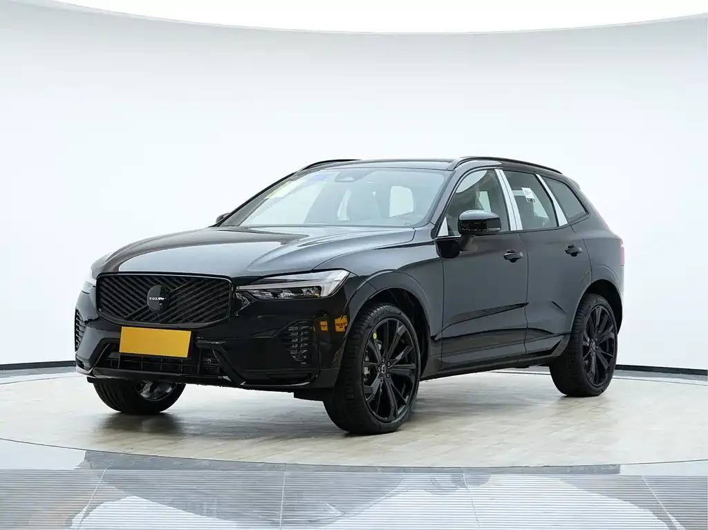 Volvo XC60 — фото 1