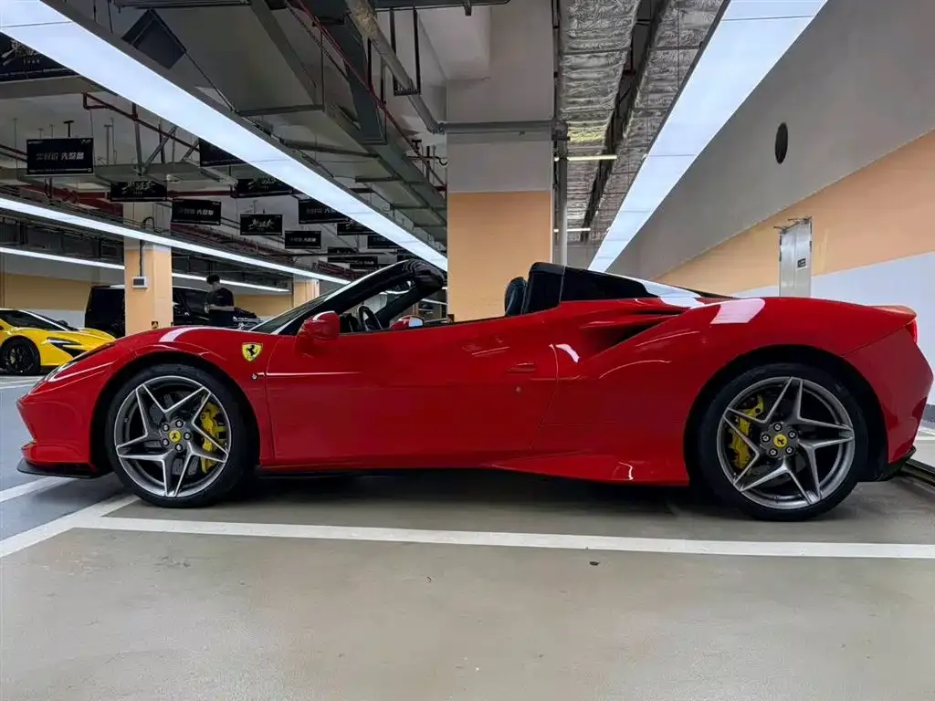 Ferrari F8 — фото 3