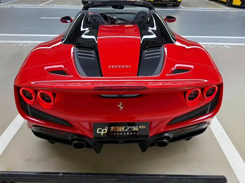 Ferrari F8 — фото 5