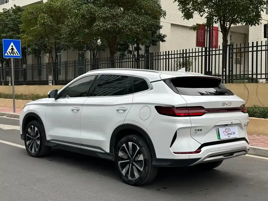 BYD PLUS New Energy — фото 7