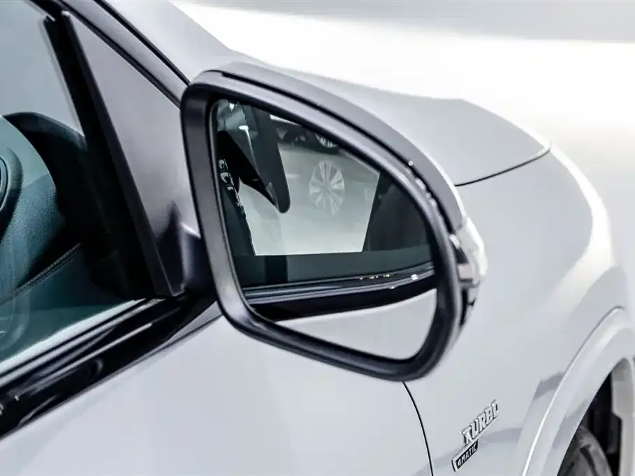Mercedes-Benz GLA AMG — фото 8