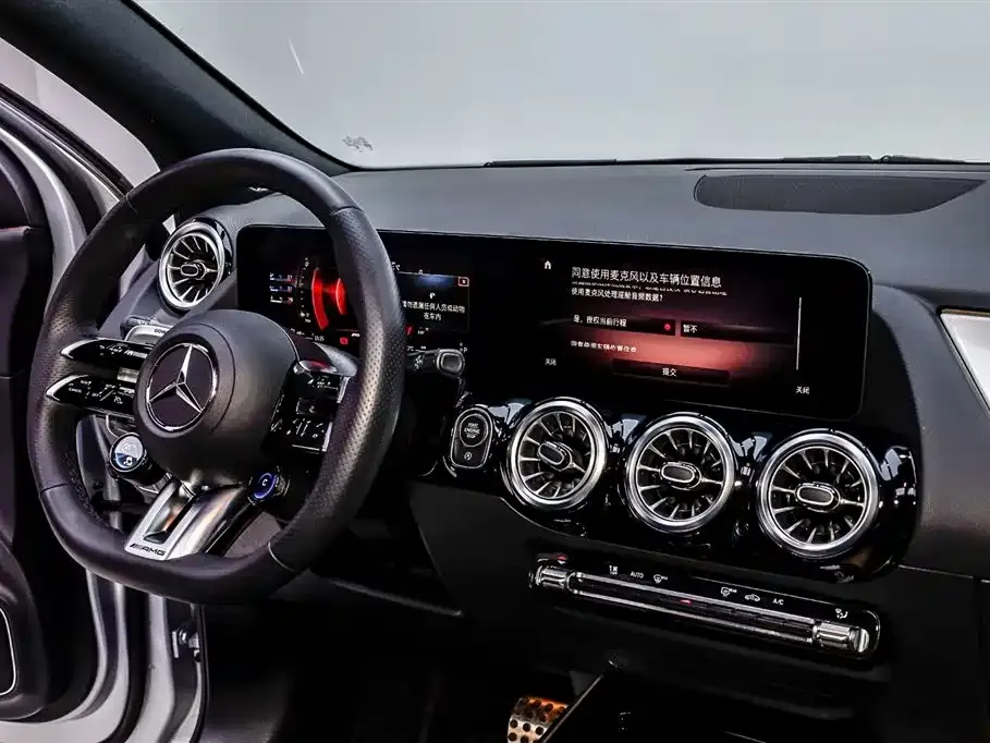 Mercedes-Benz GLA AMG — фото 5