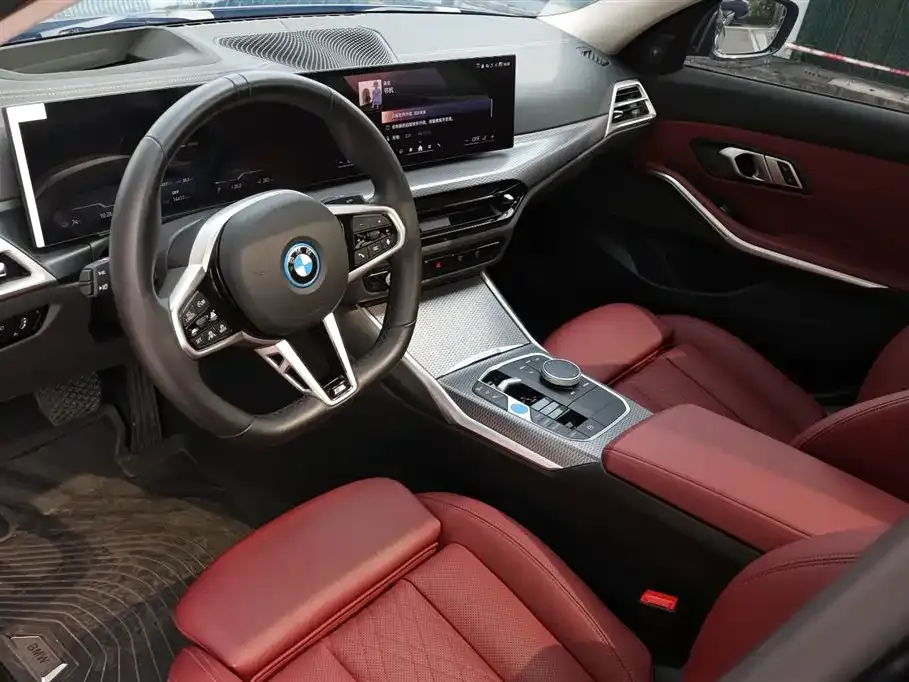BMW i3 — фото 9