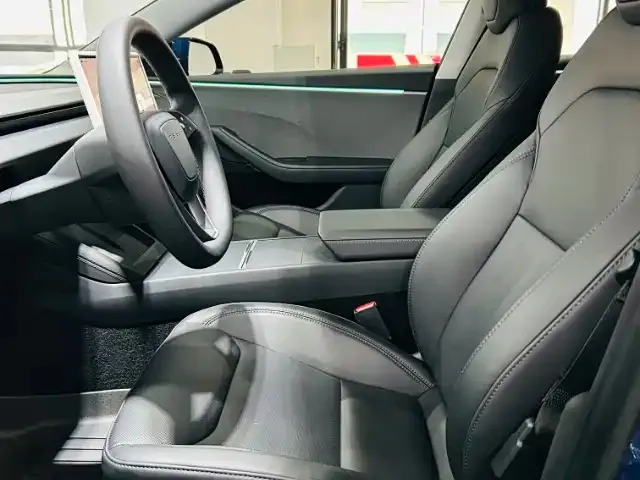 Tesla Model 3 — фото 6