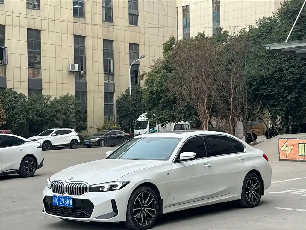 BMW 3 Series — фото 1