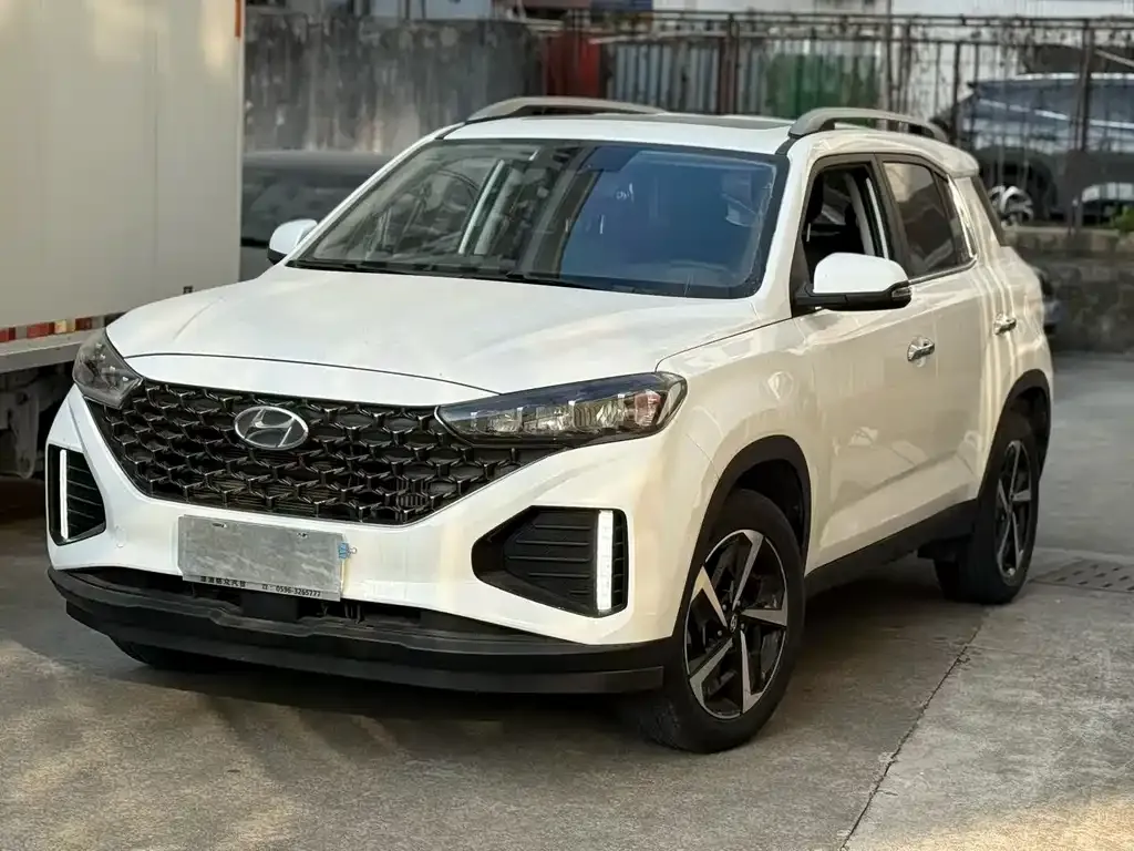 Hyundai ix35 — фото 1