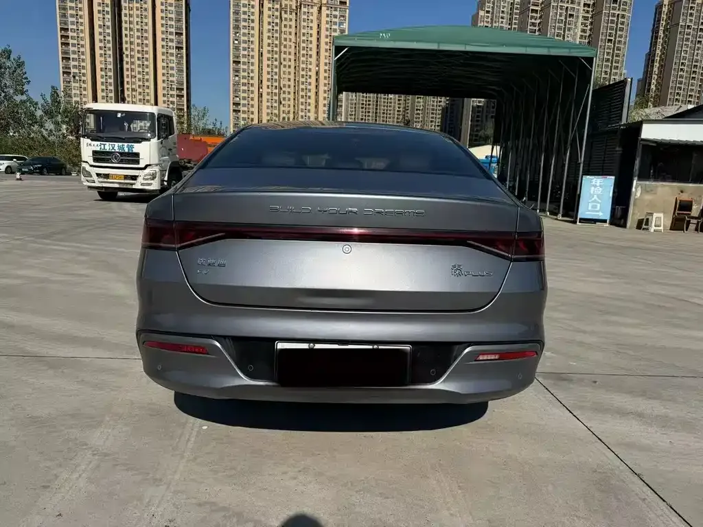 BYD Qin L — фото 8