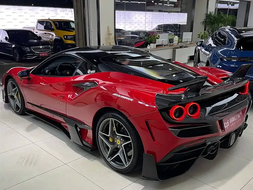 Ferrari F8 — фото 2
