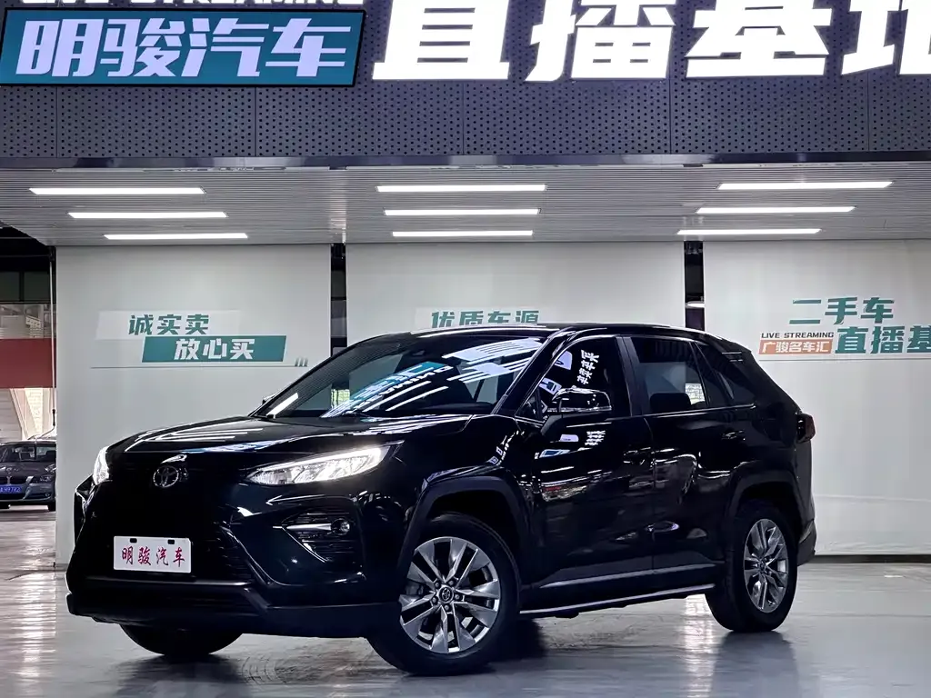 Toyota Wildlander — фото 1