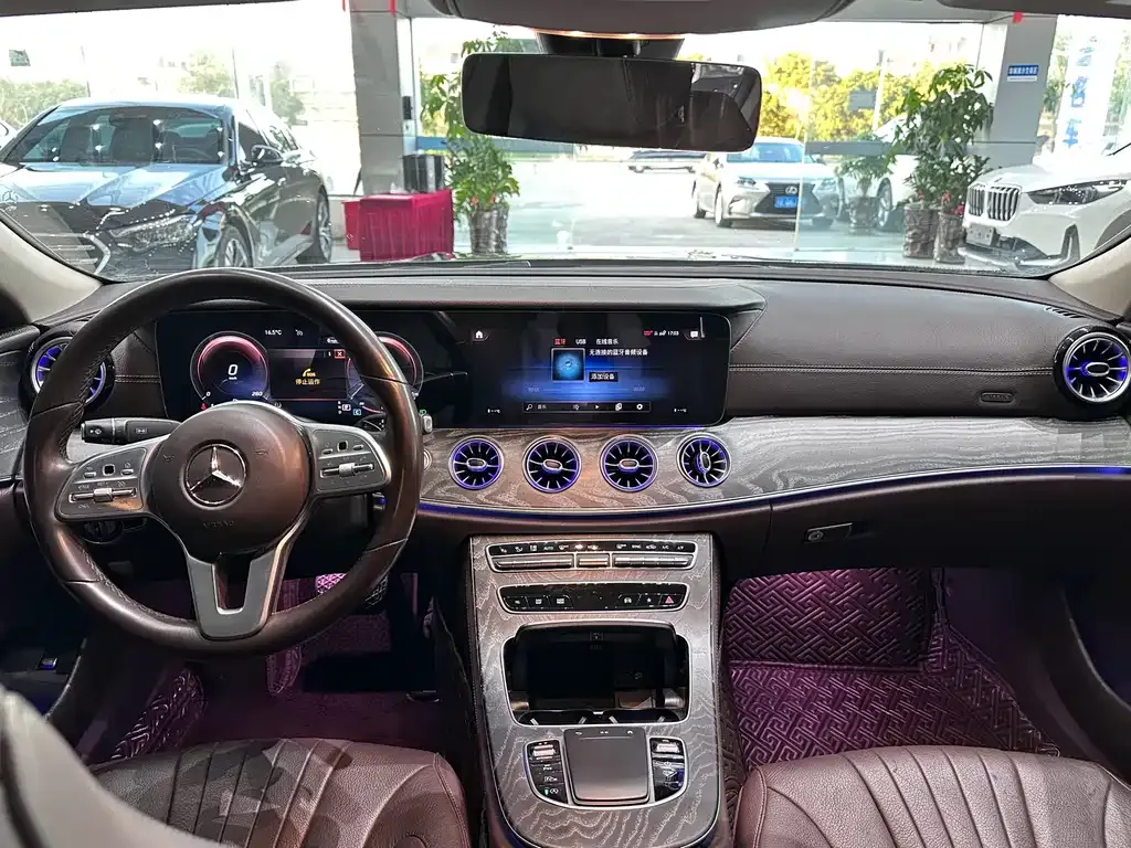 Mercedes-Benz CLS — фото 7