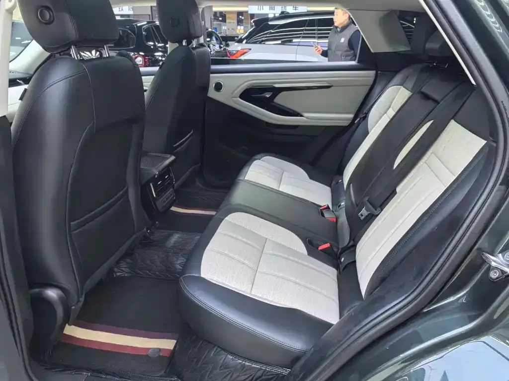 Land Rover Evoque — фото 4